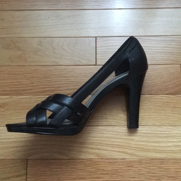 Black Strappy Heels (4”) - Picture 3 of 3